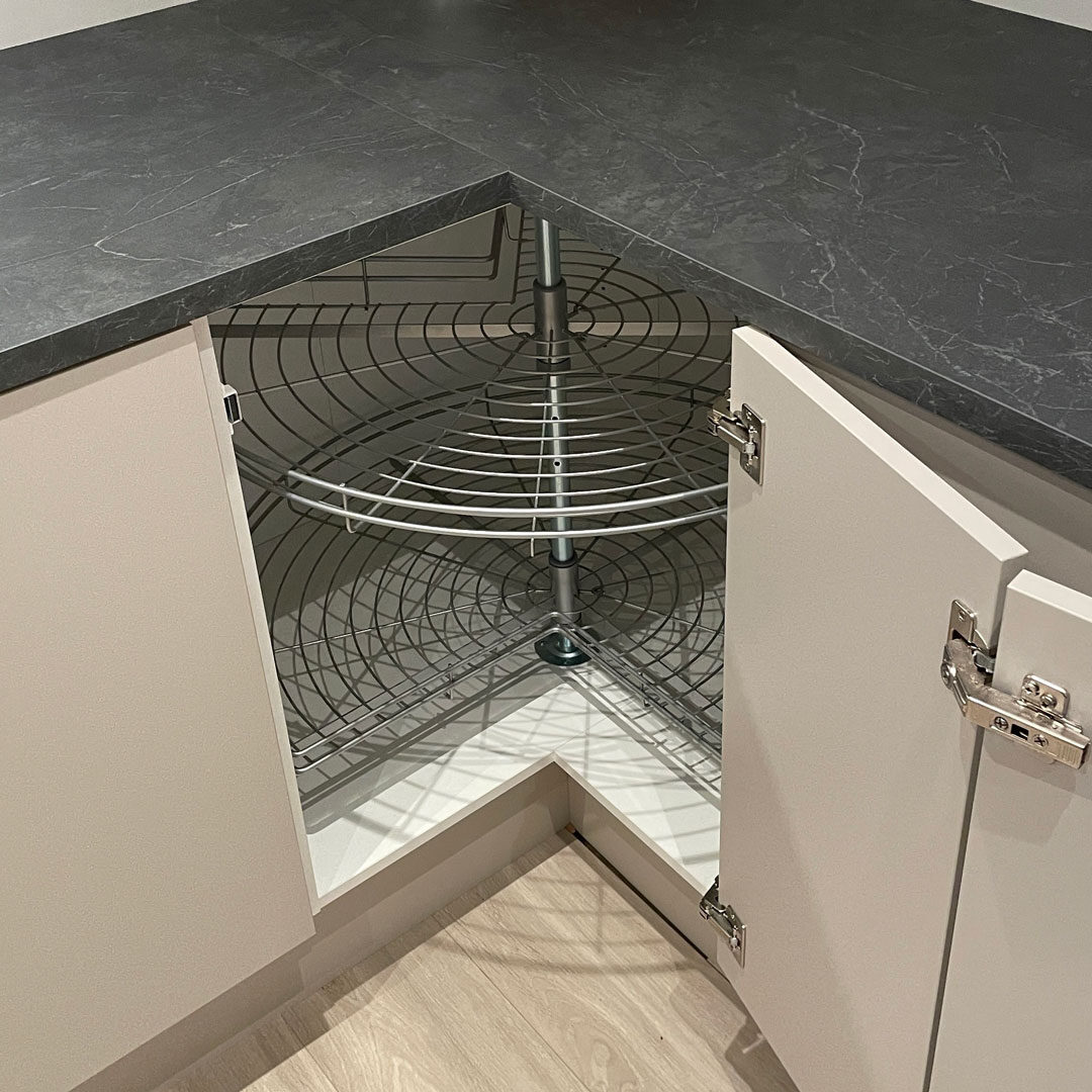 hjørneskap løsning kjøkken